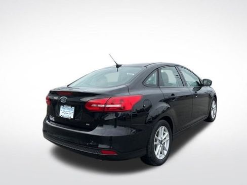 Used 2017 Ford Focus SE image 12