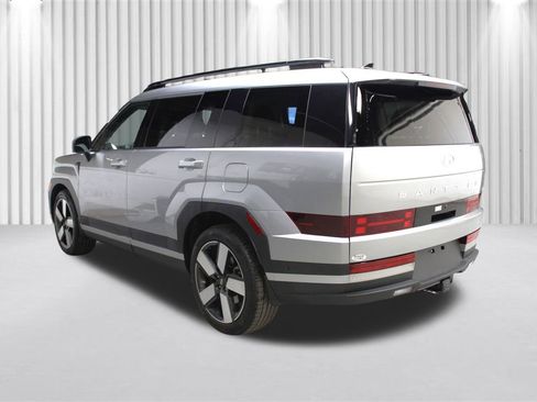 Used 2024 Hyundai Santa Fe Limited image 5