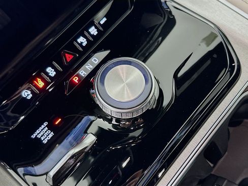 New 2026 Jeep Grand Wagoneer Limited AWD/4WD image 22