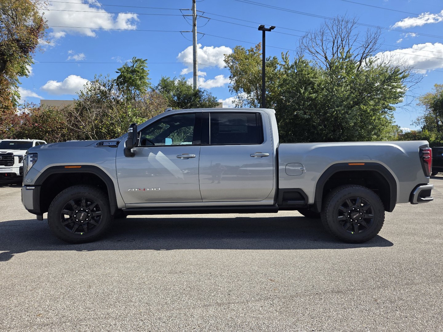 New 2026 GMC Sierra 2500 AT4 w/ Technology Package AWD/4WD image 13