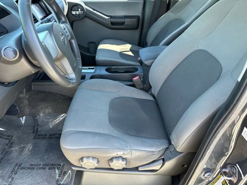 Used 2013 Nissan Xterra S RWD image 7