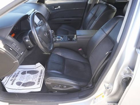 Used 2006 Cadillac STS V image 9