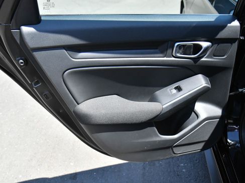 Used 2023 Honda Civic LX image 33