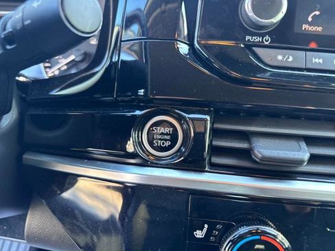 Certified 2024 Nissan Pathfinder SV image 17