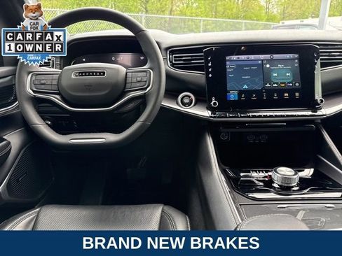 Used 2023 Jeep Wagoneer 4WD w/ Premium Group I image 21