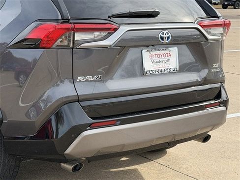 Certified 2019 Toyota RAV4 XSE image 6