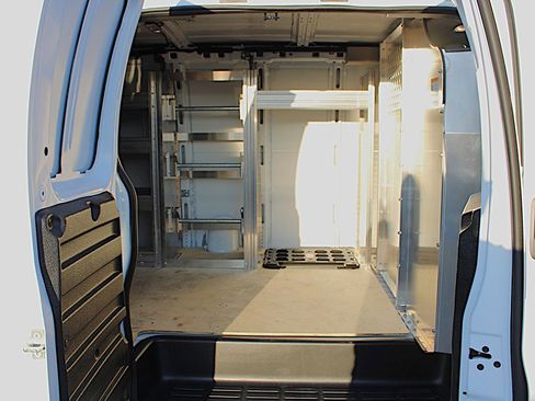 Used 2025 Chevrolet Express 2500 Extended w/ Communications Package image 9