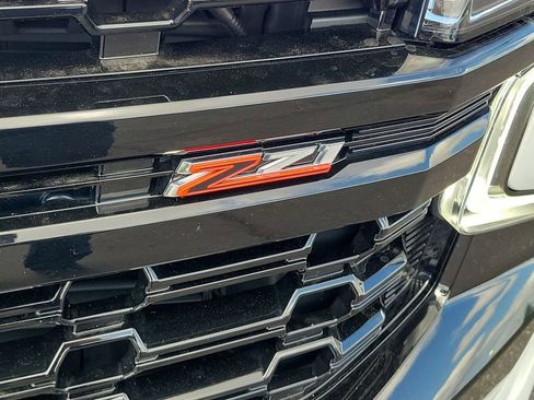 Used 2023 Chevrolet Tahoe Z71 image 32