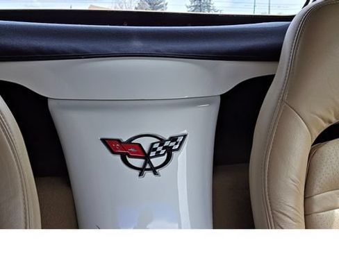Used 2002 Chevrolet Corvette Convertible w/ Preferred Equipment Group2 RWD image 18
