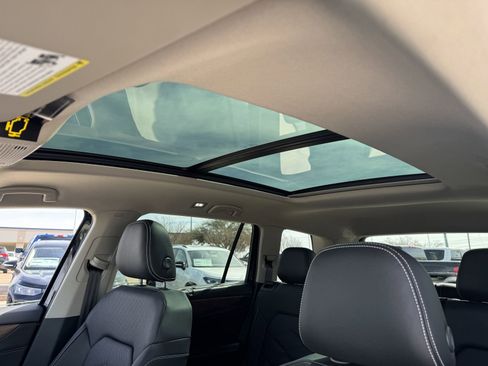 New 2026 Volkswagen Atlas SE image 24