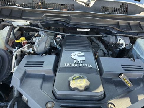 Used 2014 RAM 2500 Tradesman w/ Chrome Appearance Group AWD/4WD image 20