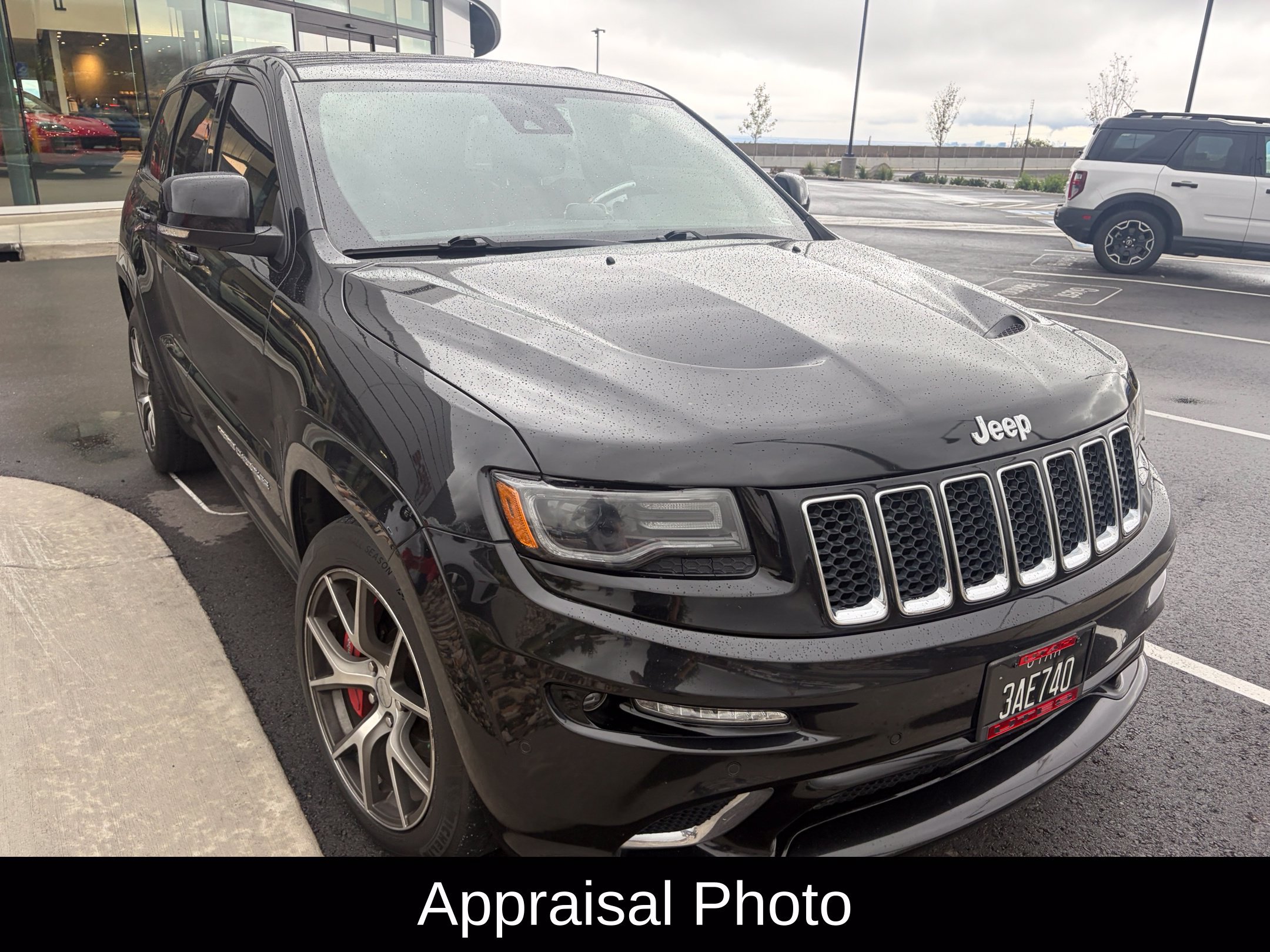 Used 2016 Jeep Grand Cherokee SRT w/ Trailer Tow Group IV AWD/4WD image 3