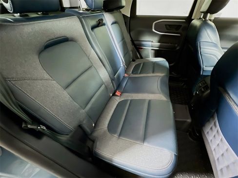 Used 2021 Ford Bronco Sport Outer Banks w/ Outer Banks Package (96D) image 24