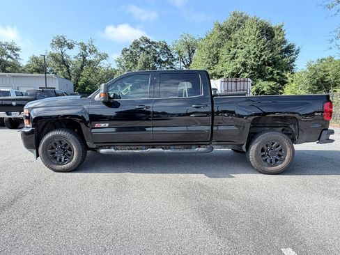 Used 2018 Chevrolet Silverado 2500 LTZ w/ Duramax Plus Package AWD/4WD image 5
