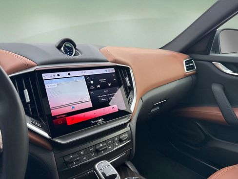 Used 2022 Maserati Ghibli Modena Q4 image 13