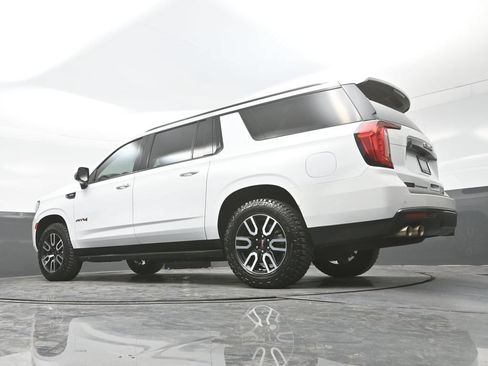 Used 2023 GMC Yukon XL AT4 AWD/4WD image 39