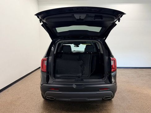 Used 2023 GMC Acadia AT4 w/ Technology Package AWD/4WD image 5