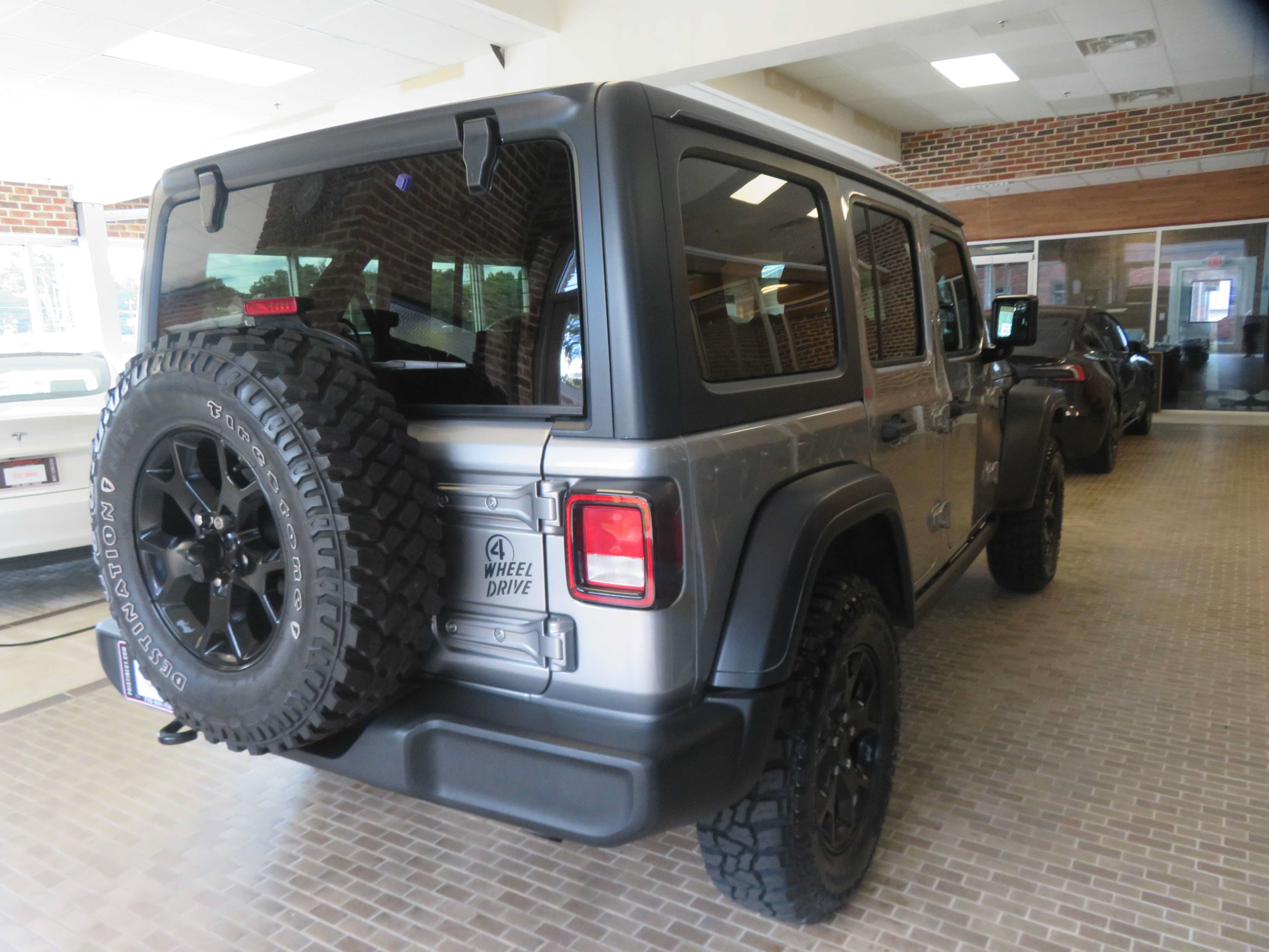 Used 2020 Jeep Wrangler Unlimited Sport AWD/4WD image 4