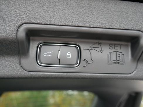 New 2026 Ford Explorer ST-Line w/ ST-Line Street Pack image 12