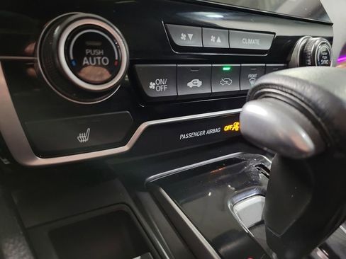 Used 2019 Honda CR-V EX-L image 16