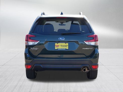 Used 2024 Subaru Forester Limited image 6