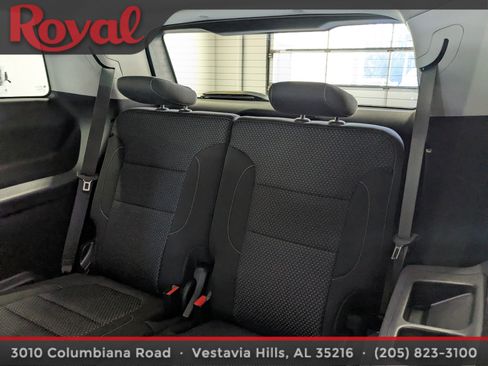 Used 2021 GMC Acadia SLE w/ Driver Convenience Package image 17