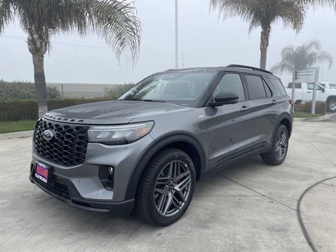 New 2026 Ford Explorer ST-Line w/ ST-Line Street Pack image 1