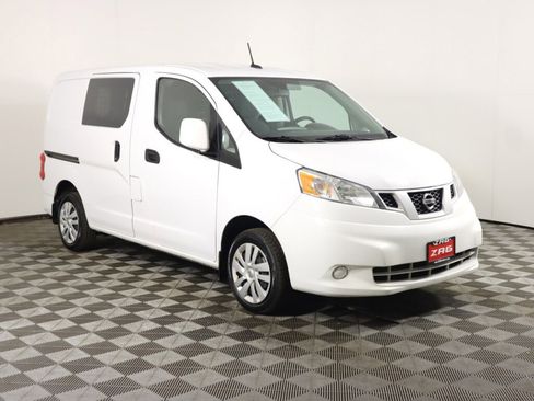 Used 2021 Nissan NV200 SV w/ Sliding Door Glass Package image 6