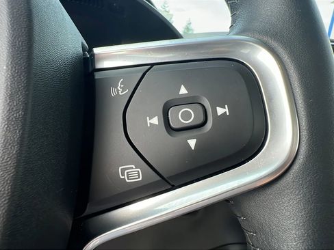 Used 2019 Volvo XC40 T5 Inscription AWD/4WD image 23