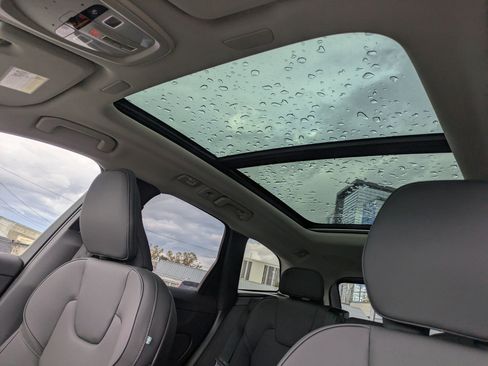 New 2026 Volvo XC60 B5 Plus w/ Climate Package PRO image 13