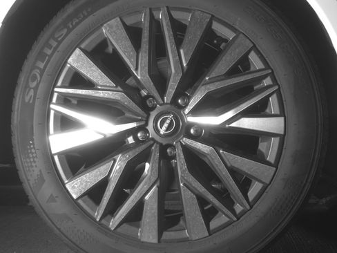 Used 2025 Nissan Altima 2.5 SV image 15