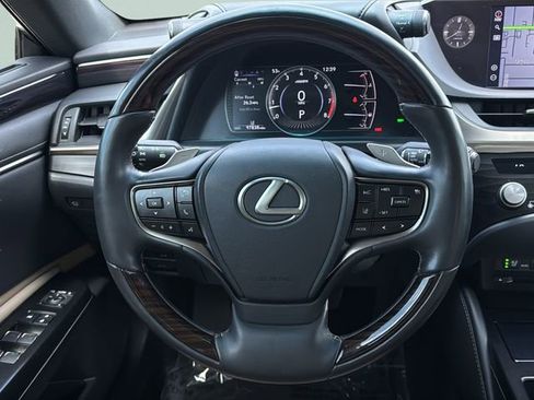 Used 2021 Lexus ES 350 Luxury w/ Accessory Package 2 image 23