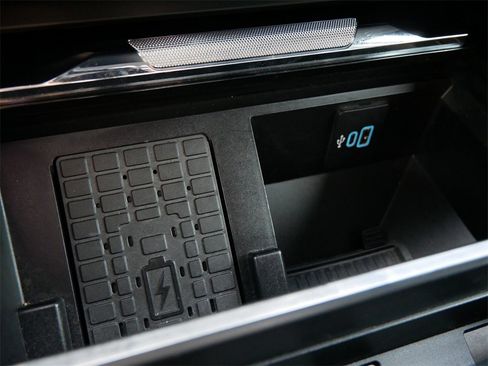 Certified 2023 Ford F350 Lariat w/ Lariat Ultimate Package image 23