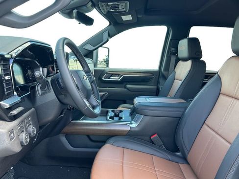 New 2026 Chevrolet Silverado 2500 High Country w/ High Country Premium Package AWD/4WD image 10