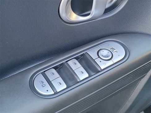 Used 2024 Hyundai Ioniq 5 SEL image 14