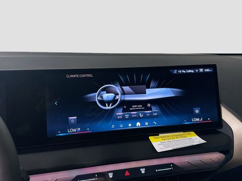 Used 2025 BMW X3 xDrive30i w/ Premium Package image 15