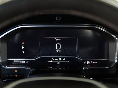 Used 2024 GMC Sierra 2500 SLE w/ SLE Value Package; image 12