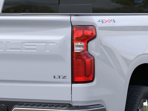 New 2026 Chevrolet Silverado 1500 LTZ w/ LTZ Premium Package AWD/4WD image 12