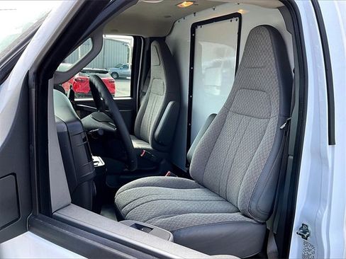 New 2025 Chevrolet Express 4500 w/ Power Convenience Package image 9