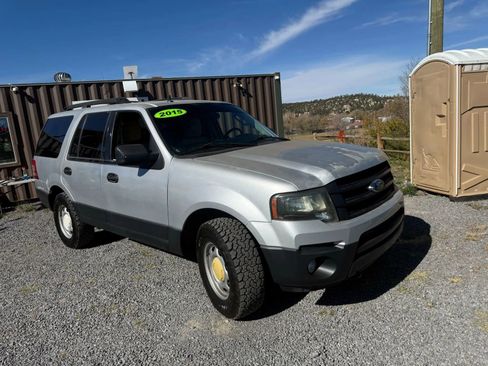 Used 2015 Ford Expedition XL image 2