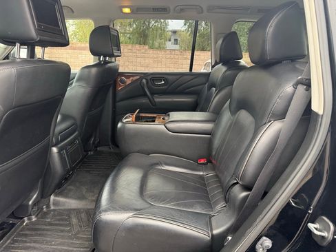 Used 2016 INFINITI QX80 2WD w/ Deluxe Technology Package image 10
