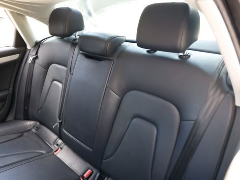 Used 2012 Audi A4 2.0T Premium image 8