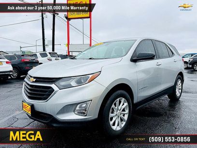 Used 2020 Chevrolet Equinox LS w/ LS Convenience Package