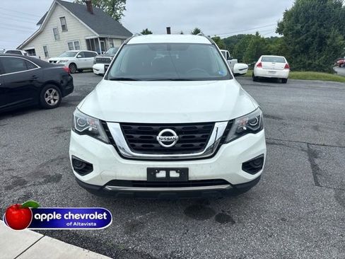 Used 2017 Nissan Pathfinder S FWD image 2