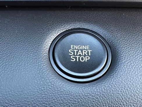 Certified 2025 Hyundai Elantra Sport image 47