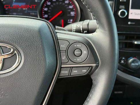 Used 2022 Toyota Camry XSE image 22