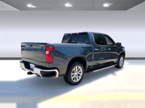 Used 2021 Chevrolet Silverado 1500 LTZ w/ Technology Package AWD/4WD image 9