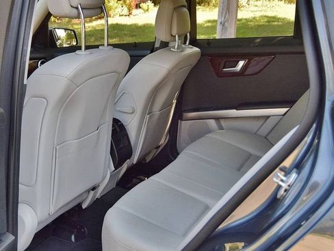 Used 2015 Mercedes-Benz GLK 350 4MATIC image 50