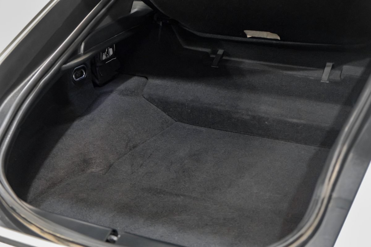 Used 2019 Jaguar F-TYPE R AWD/4WD image 53