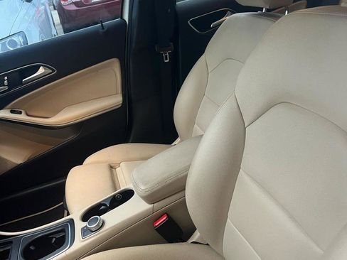 Used 2018 Mercedes-Benz GLA 250 image 8